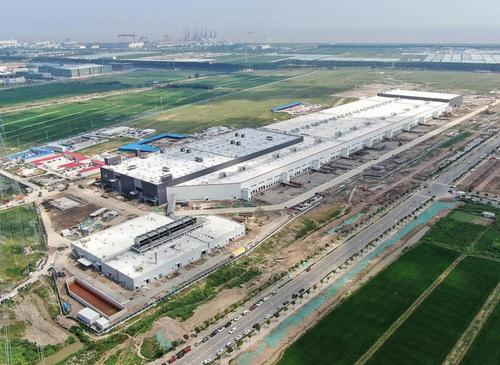 钛晨报 特斯拉上海超级工厂基建收尾，滴滴蔚来否认自动驾驶合作，上海旅游咨询热度攀升